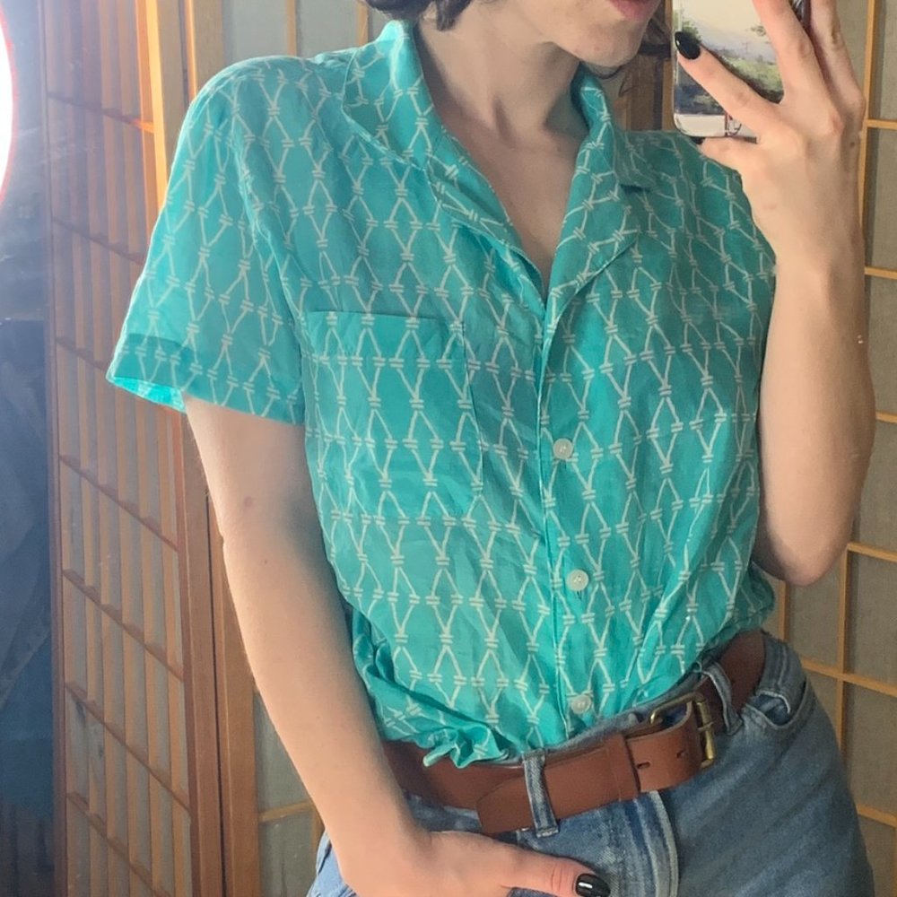 Chain Link Button-Down - Picture 2 of 5